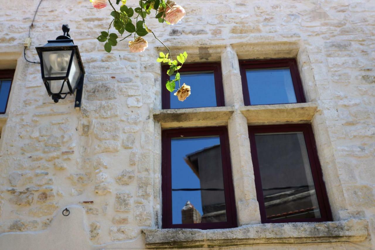 La Villages Chambres D'Hotes Vallabrègues Buitenkant foto